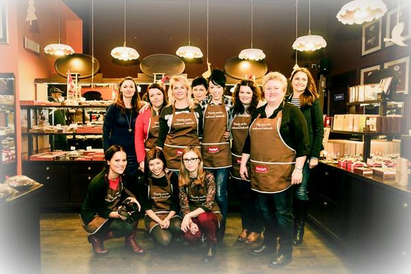 krakowska manufaktura czekolady , paclan , czekoladowe warsztaty , warsztaty ostra na slodko , pralinki , jak zrobic praliny , jak sie robi czekolade (5)